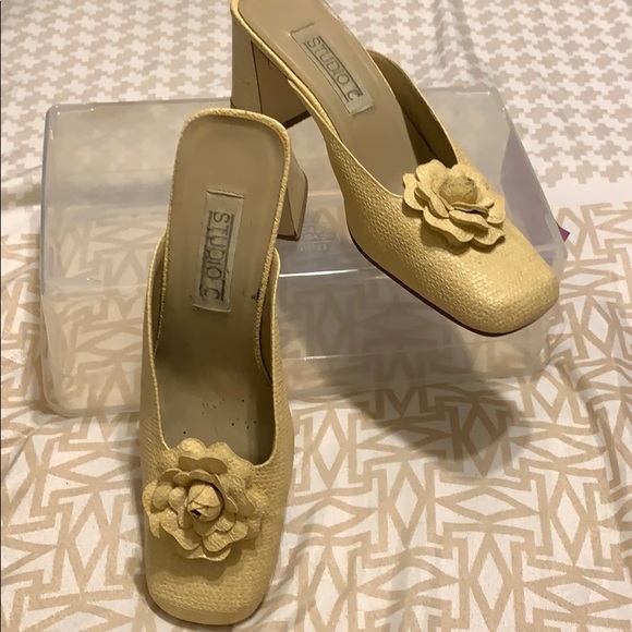 Slides - Picture 3 of 3